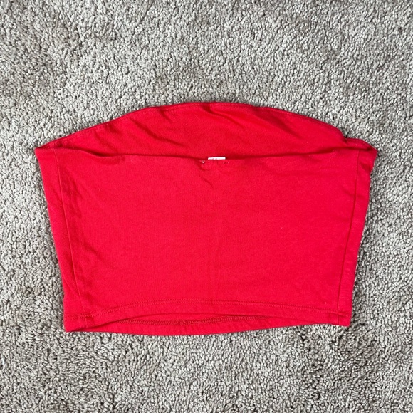 Red Tube Top / Crop Top - Picture 3 of 3